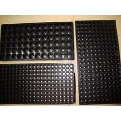 material handling trays