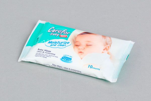 Baby Wipes - Clean and Moisturizing