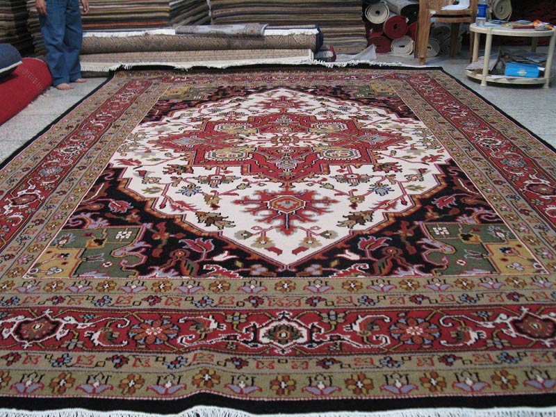 Hand Knotted Serapi Carpets