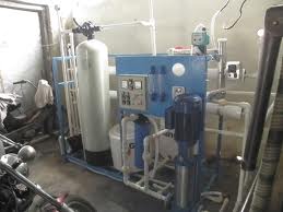 Vertical Alumnium Reverse Osmosis Plant, for Industrial, Power : 3-5kw