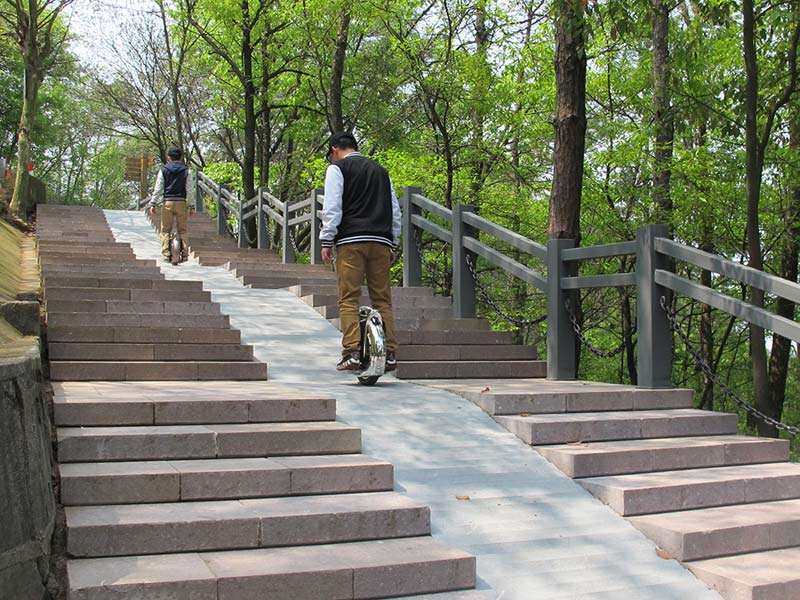 Back Rate 200% Self Balancing Unicycle Electric