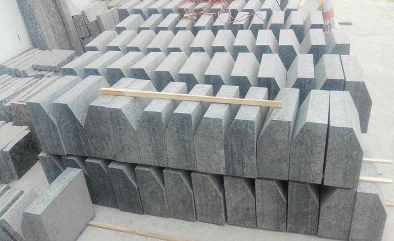 Kerb Basalt Stone, for Construction, Pattern : Plain