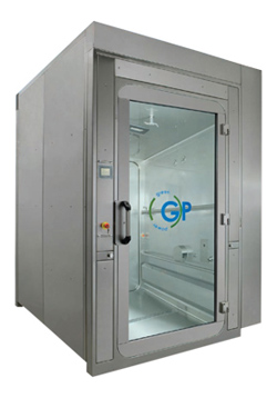 Decontamination chamber