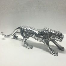 Aluminium Leopard - tabletop