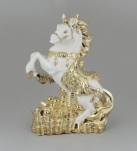 Fancy polyresin horse figurine
