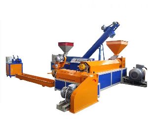 plastic recycling machinery