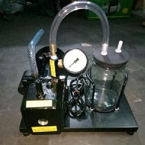Vacuum Pump with Moistar Trap