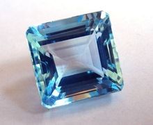 Blue topaz cutstone Gemstone