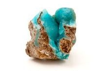 Hiddenite Gemstone Rough Raw Material natural stone
