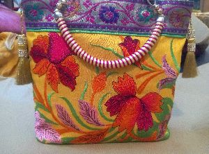 Embroidery handbag