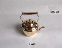 Brass Kettle with plain and mirror polish