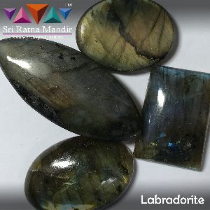 Labradorite Gemstones