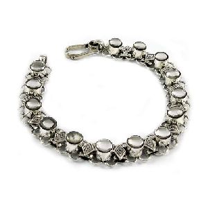 Charming Mother of Pearl Sterling Silver Bracelet 925 Sterling Silver Vintage Jewellery