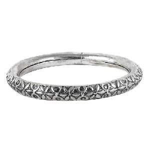 Melodious 925 Sterling Silver Bangle