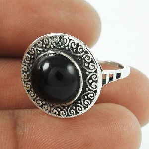 Very Delicate Black Onyx Gemstone 925 Sterling Silver Ring