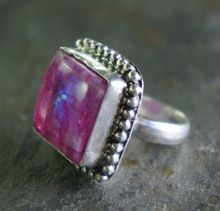 Latest Pink Rose Labradorite Gemstone Exquisite Design Ring
