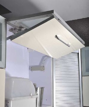Door Fold and Lift Fitting