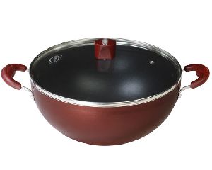 INDUCTION COMPATIBLE DEEP KADHAI WITH LID