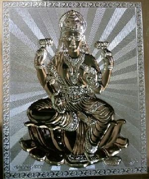 Lakshmi Statue Dies