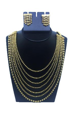 Multi-layer traditional neck piece
