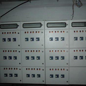 Gray Three 50 Hz lt metering control panel