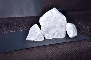 Snow White Quartz Powder