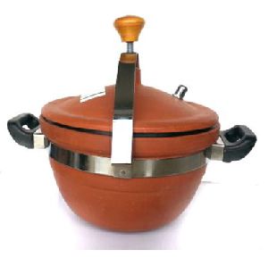 clay cooker
