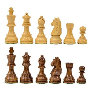 SO Power wood chess pieces