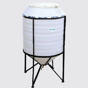 Conical water tank