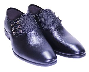 Mens Chengfa Black Accents Formal Shoes