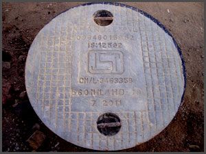 precast concrete manhole covers