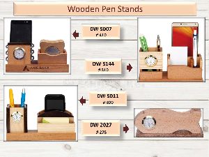 Wooden Pen Stands9