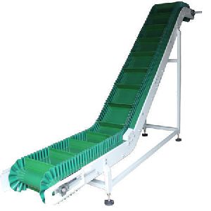 Inclined Zig-Zag Clit Conveyor