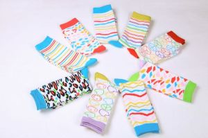 Women Computer Jacquard Pattern Crew Length Socks