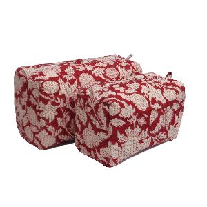 AMARNATH RED Cosmetic Bag Quilted