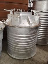 capacity vertical tank mould