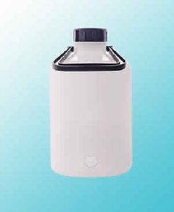 ASPIRATOR BOTTLE WITH STOPCOCK, HDPE