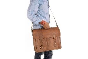 Handmade Mens Genuine Leather Traveling Shoulder Bag Vintage Fashion Waist Traveling Bag