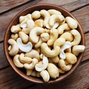 Natural Cashew Nuts