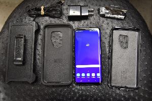 New Unlocked Samsung Galaxy S9+ Plus SM-G965U 64GB Black