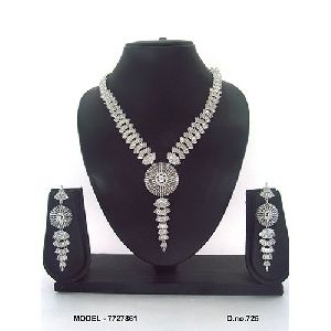 Stone Artificial Diamond Necklace Set
