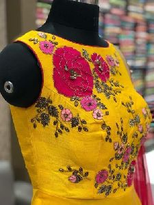 Cotton Sleeveless Embroidery Blouse