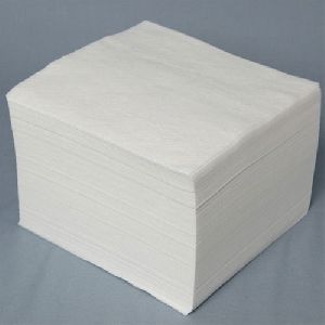 White Disposable Lint Free Wipes