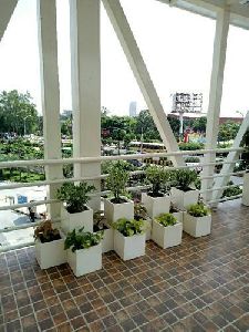 fiberglass planter