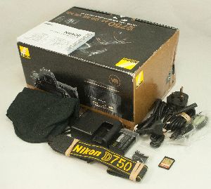 Brand new Nikon D750 VR Kit 24-120mm lens