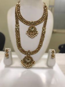 SOUTH ANTIQUE JEWELRY