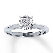 white gold ring with 1ct solitaire diamond