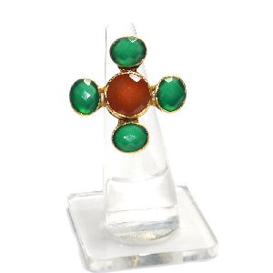 Carnelian With Green Onyx Round and Oval Shape Gold Plated Bezel Gemstone Ring