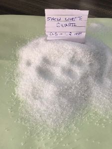 0.6 mm to 1.2 mm Snow White Quartz Grains