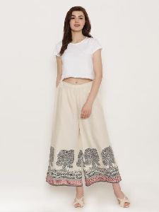 Laabha Women Floral Print Off-White Palazzo